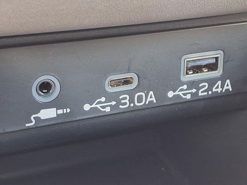 Certified 2025 Subaru Outback Premium image 21