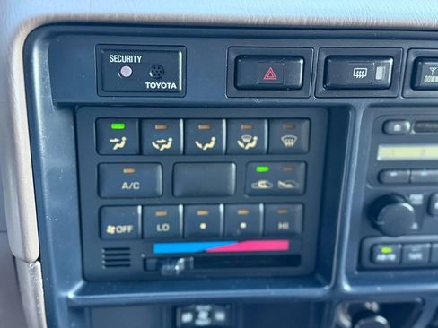 Used 1995 Toyota Land Cruiser AWD/4WD image 46