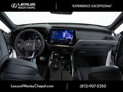 New 2026 Lexus TX 500h AWD image 8