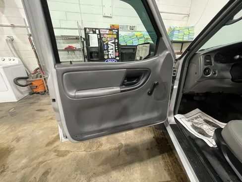 Used 2008 Ford Ranger XL image 13