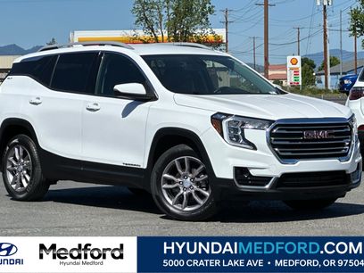 Used 2023 GMC Terrain SLT