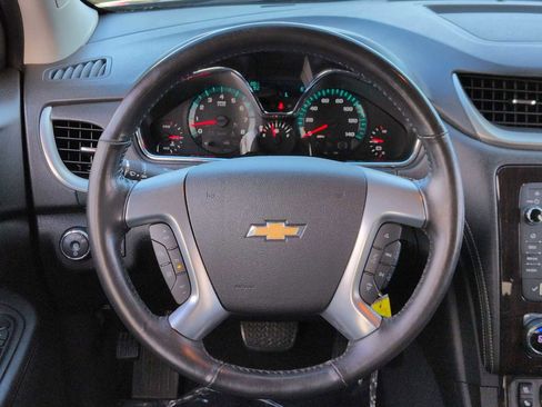 Used 2017 Chevrolet Traverse Premier image 22