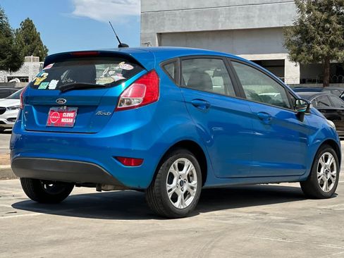 Used 2015 Ford Fiesta SE FWD image 3