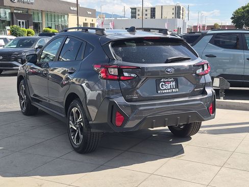 Used 2025 Subaru Crosstrek 2.5i Premium AWD/4WD image 7