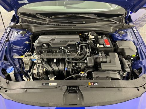 Used 2025 Hyundai Elantra SEL image 20