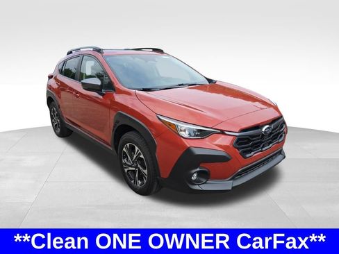 Used 2024 Subaru Crosstrek 2.0i Premium AWD/4WD image 3