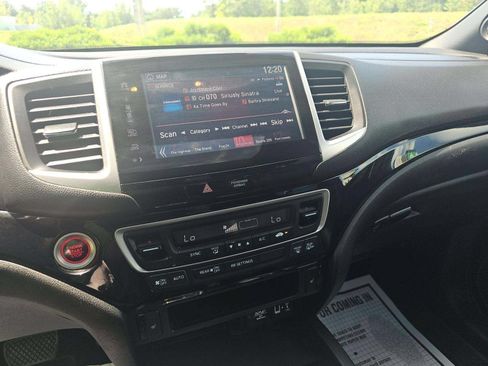 Used 2020 Honda Ridgeline Black Edition image 8