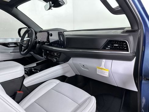 New 2025 Chevrolet Tahoe Premier AWD/4WD image 30