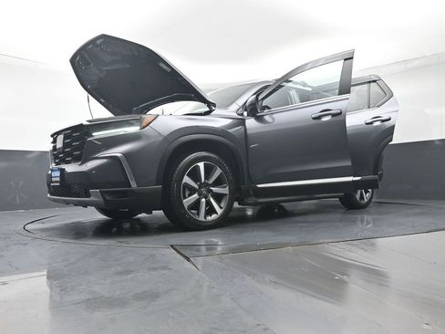 Certified 2023 Honda Pilot Touring image 49