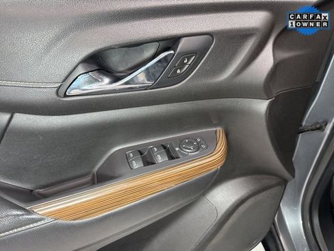 Used 2020 GMC Acadia SLE image 8