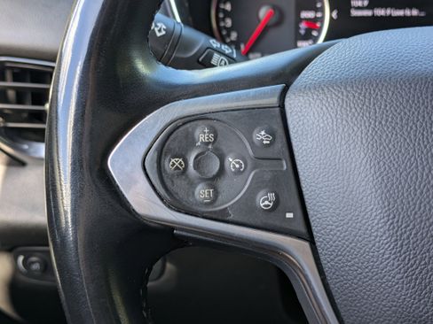 Used 2023 Chevrolet Traverse High Country image 25