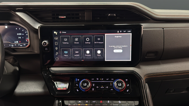 Used 2022 GMC Sierra 1500 AT4 w/ AT4 Preferred Package AWD/4WD image 12