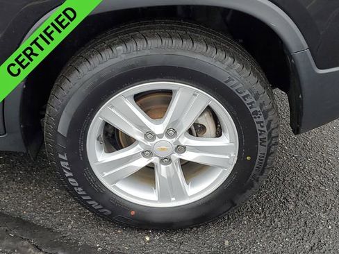 Certified 2020 Chevrolet Trax LS image 30