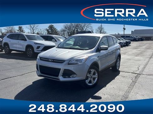 Used 2016 Ford Escape SE image 1