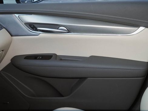 Used 2023 Cadillac XT5 Premium Luxury w/ Technology Package image 29