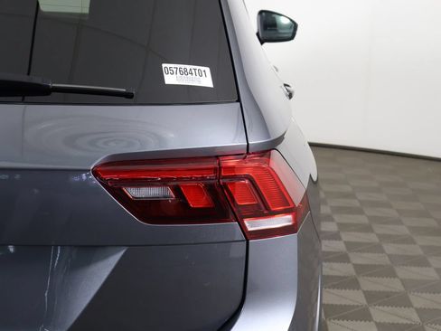 Used 2023 Volkswagen Tiguan SE R-Line FWD image 18