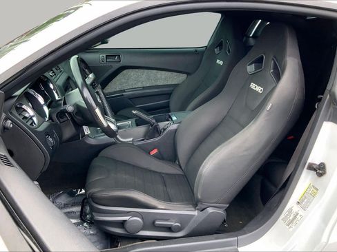 Used 2014 Ford Mustang GT w/ FP8 Appearance Package RWD image 7