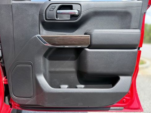 Used 2021 Chevrolet Silverado 1500 LT w/ Z71 Off-Road Package image 42