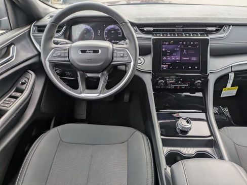 New 2026 Jeep Grand Cherokee Laredo X AWD/4WD image 26