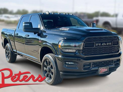 Used 2024 RAM 2500 Limited image 1