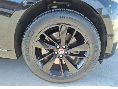 Used 2021 Jaguar F-PACE R-Dynamic S image 9