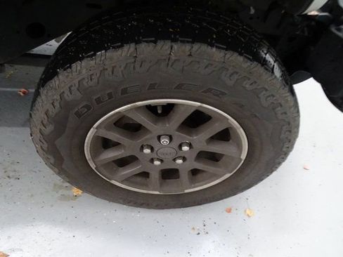 Certified 2021 Jeep Gladiator Overland w/ Popular Equipment Package image 27