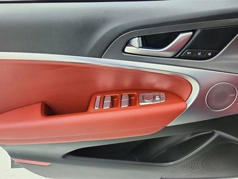 Used 2025 Genesis G70 2.5T w/ Sport Prestige Package image 35