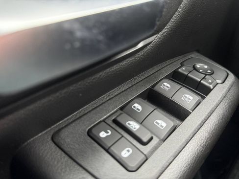 New 2026 RAM 1500 Express AWD/4WD image 28
