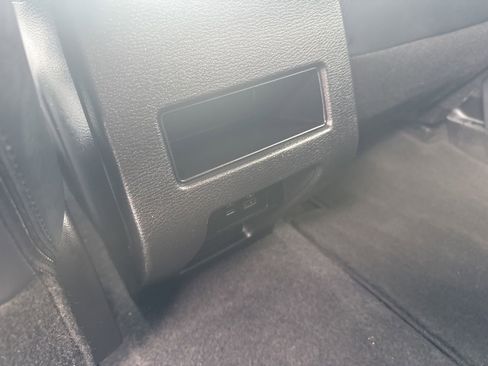 Used 2024 Mitsubishi Outlander SE AWD/4WD image 14