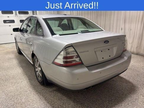 Used 2009 Ford Taurus SEL image 6