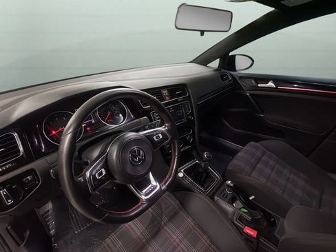Used 2017 Volkswagen GTI Sport FWD image 10