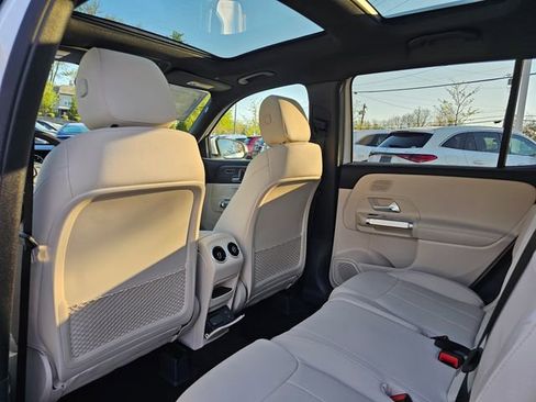 New 2026 Mercedes-Benz GLB 250 4MATIC image 22