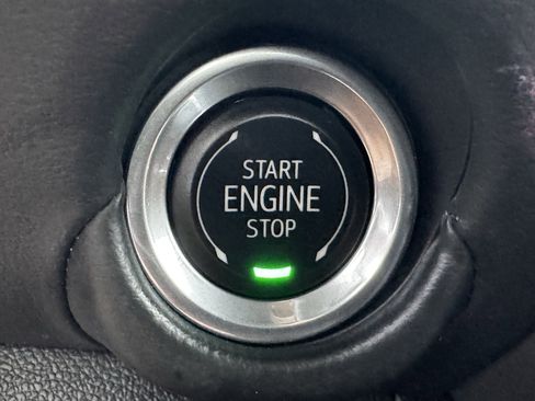 Used 2025 Chevrolet Tahoe LT AWD/4WD image 22