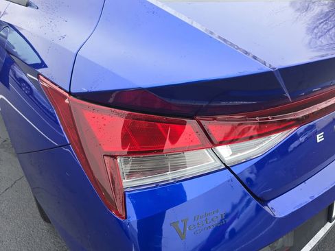 Used 2024 Hyundai Elantra SEL image 34