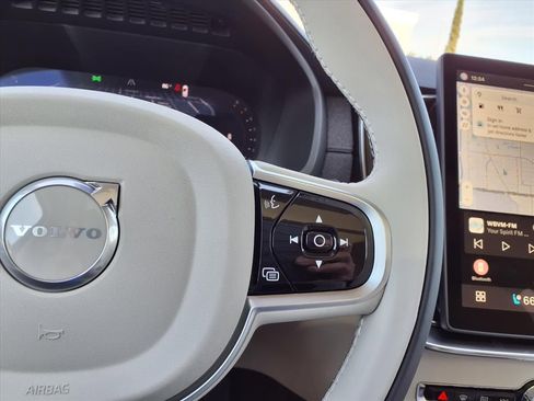 New 2026 Volvo XC90 B6 Ultra w/ Protection Package image 17