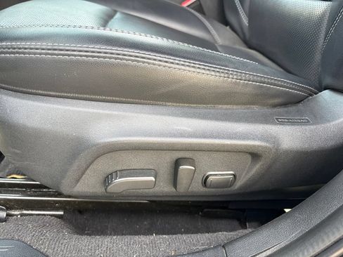 Used 2018 Subaru Outback 2.5i Limited AWD/4WD image 14