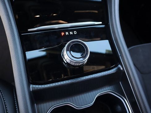 New 2025 Jeep Grand Cherokee Altitude image 8