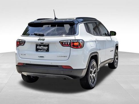 Used 2024 Jeep Compass Limited AWD/4WD image 5