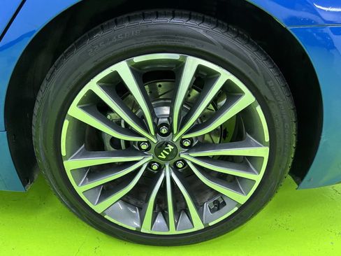Used 2018 Kia Stinger RWD image 13