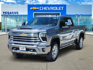 Used 2024 Chevrolet Silverado 2500 High Country w/ Technology Package AWD/4WD video 2