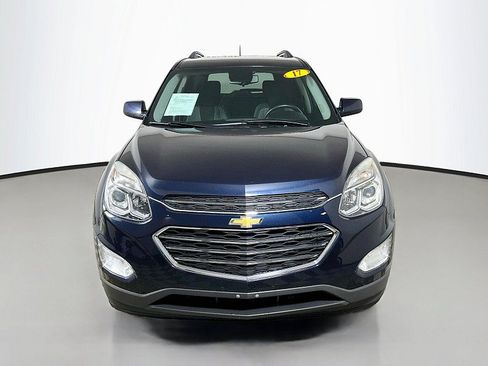 Used 2017 Chevrolet Equinox LT w/ Convenience Package FWD image 2