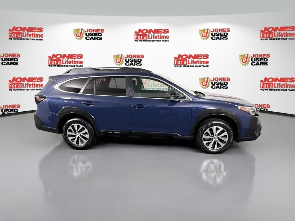 Used 2025 Subaru Outback Premium AWD/4WD image 19