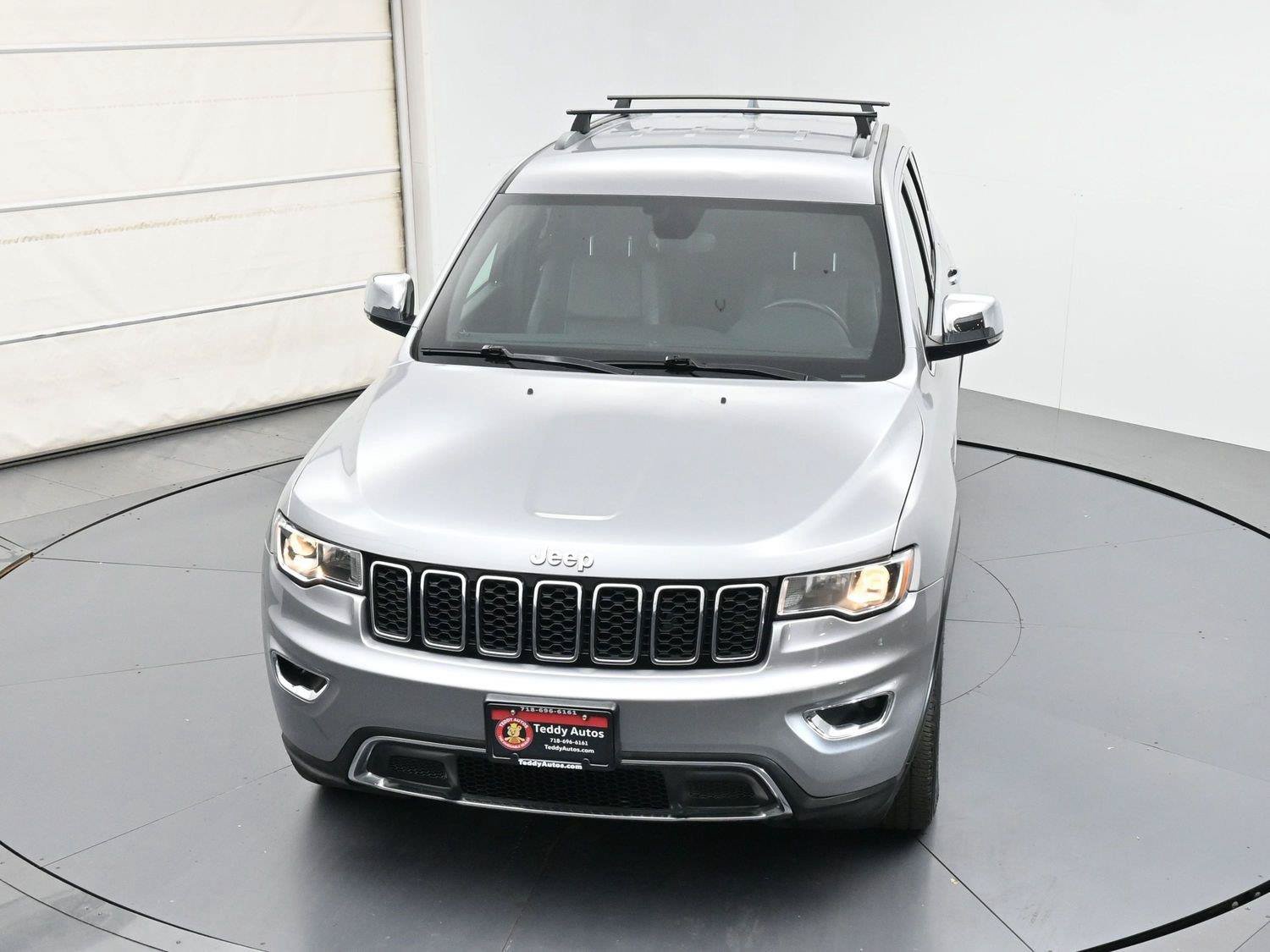 Used 2018 Jeep Grand Cherokee Limited AWD/4WD image 37
