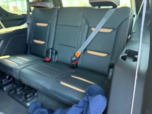 Used 2023 GMC Yukon AT4 w/ AT4 Premium Package image 10