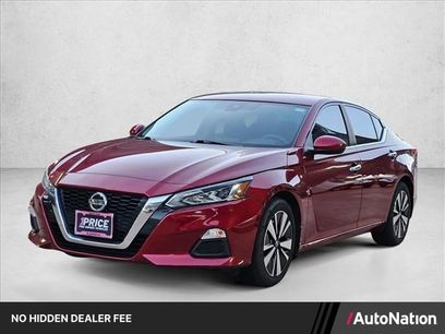 Used 2022 Nissan Altima 2.5 SV