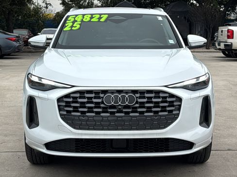 New 2025 Audi Q5 Premium w/ Convenience Package AWD/4WD image 2