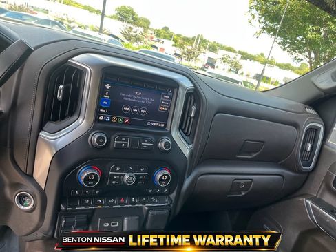 Used 2020 Chevrolet Silverado 2500 LTZ w/ LTZ Plus Package AWD/4WD image 16