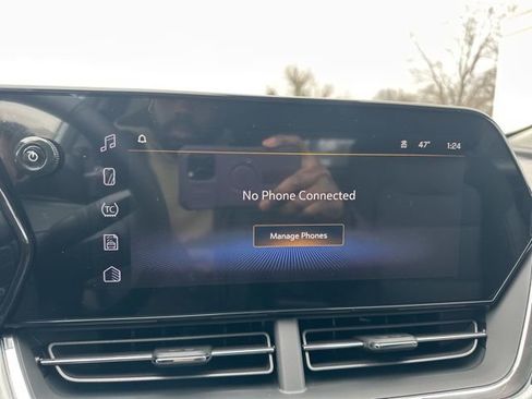 New 2026 Chevrolet Trax LT w/ LT Convenience Package image 18