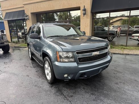 Used 2010 Chevrolet Tahoe LT RWD image 2