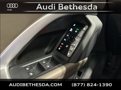Certified 2025 Audi Q5 Premium Plus w/ Premium Plus AWD/4WD image 15
